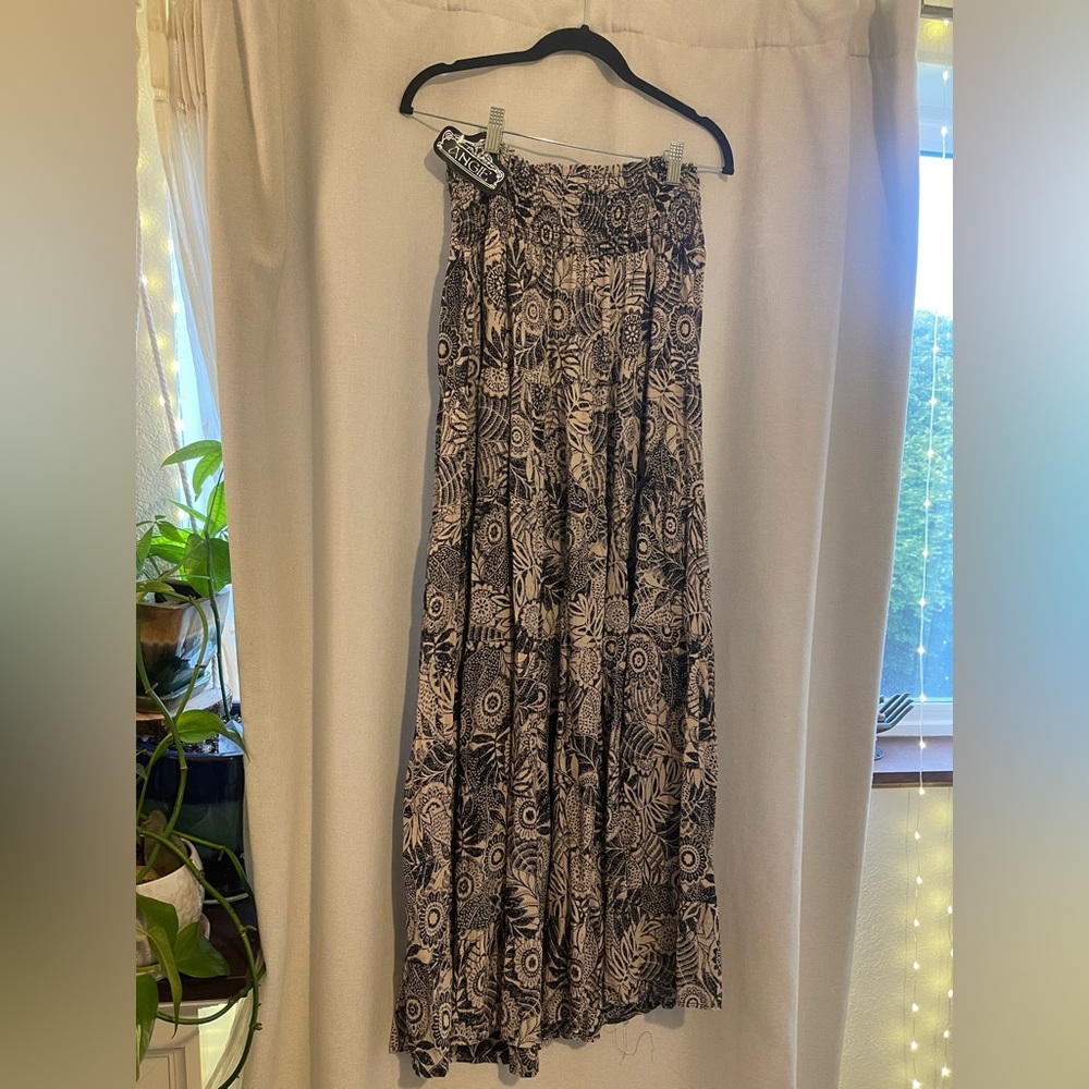 Angie Black and Cream Tiered Maxi Skirt - Picture 2 of 6